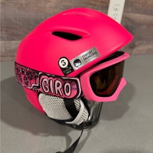 Youth ski helmet with goggles, size small